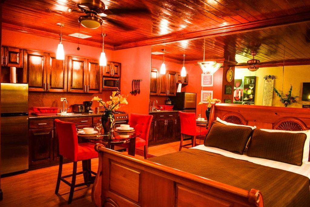 Brownstone Guesthouses Νασάου Εξωτερικό φωτογραφία