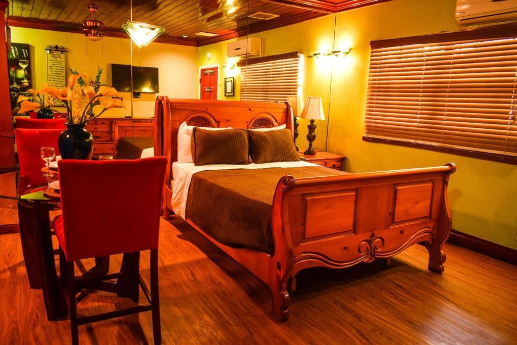 Brownstone Guesthouses Νασάου Εξωτερικό φωτογραφία